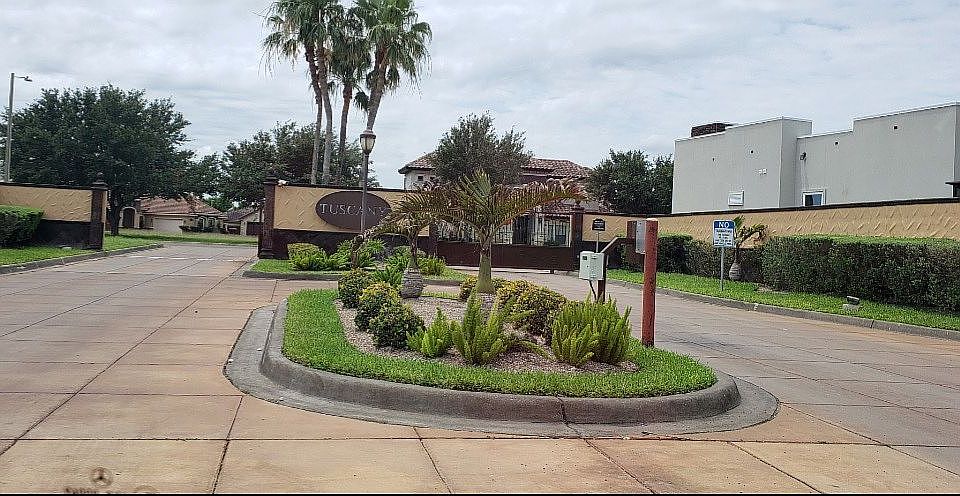 1st image of 3600 E Roosevelt Ave