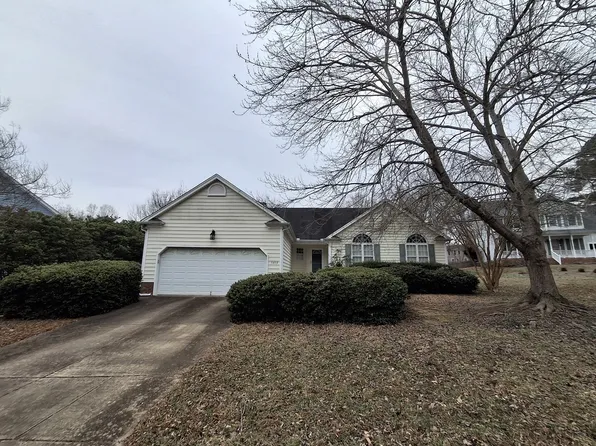 7409 Ivy League Ln, Raleigh, NC 27616