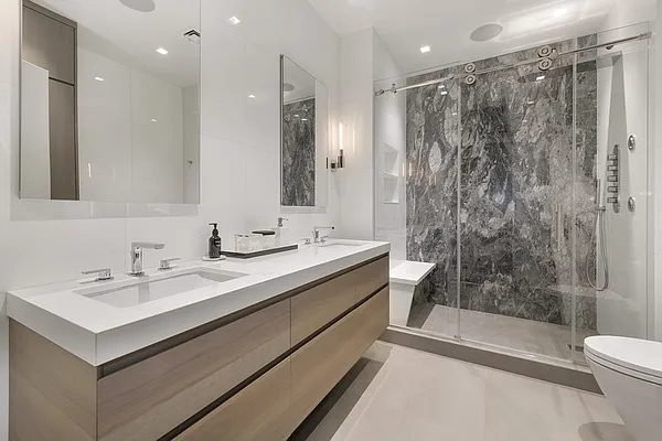 Sold by Compass | media 7