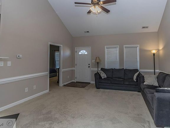 4th image of 119 Kenison Way