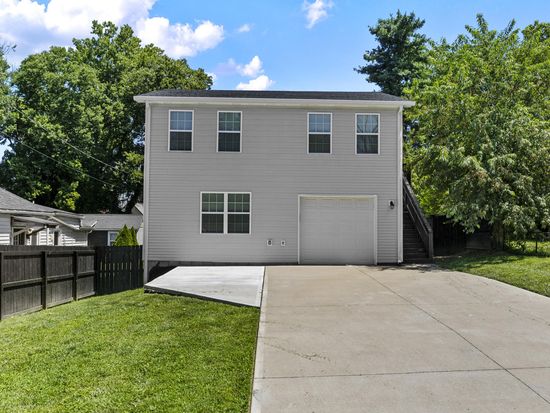 327 5th St, Richmond, KY 40475