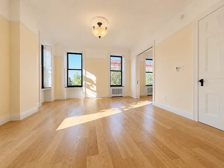 298 Mac Donough St #3 — Photo 5