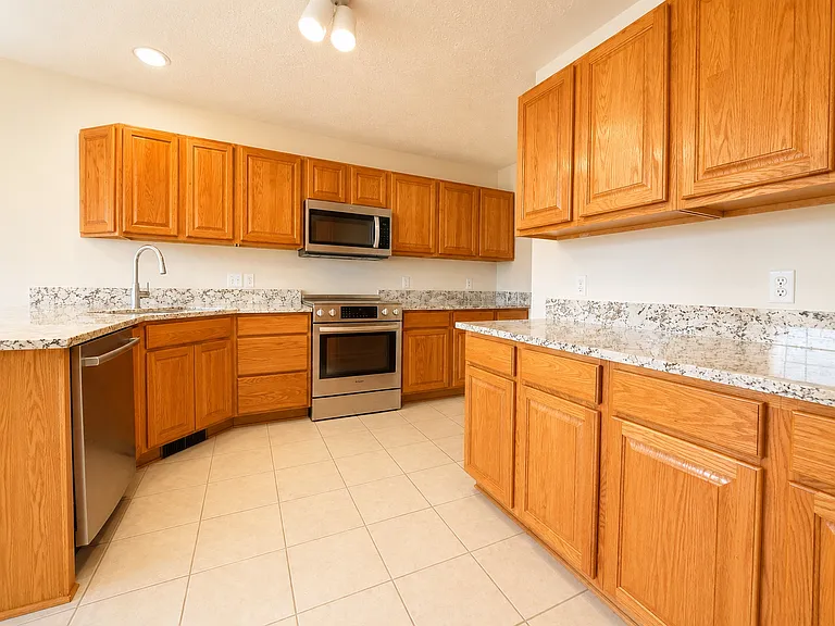 1205 Harvest Ridge Ln — Photo 4