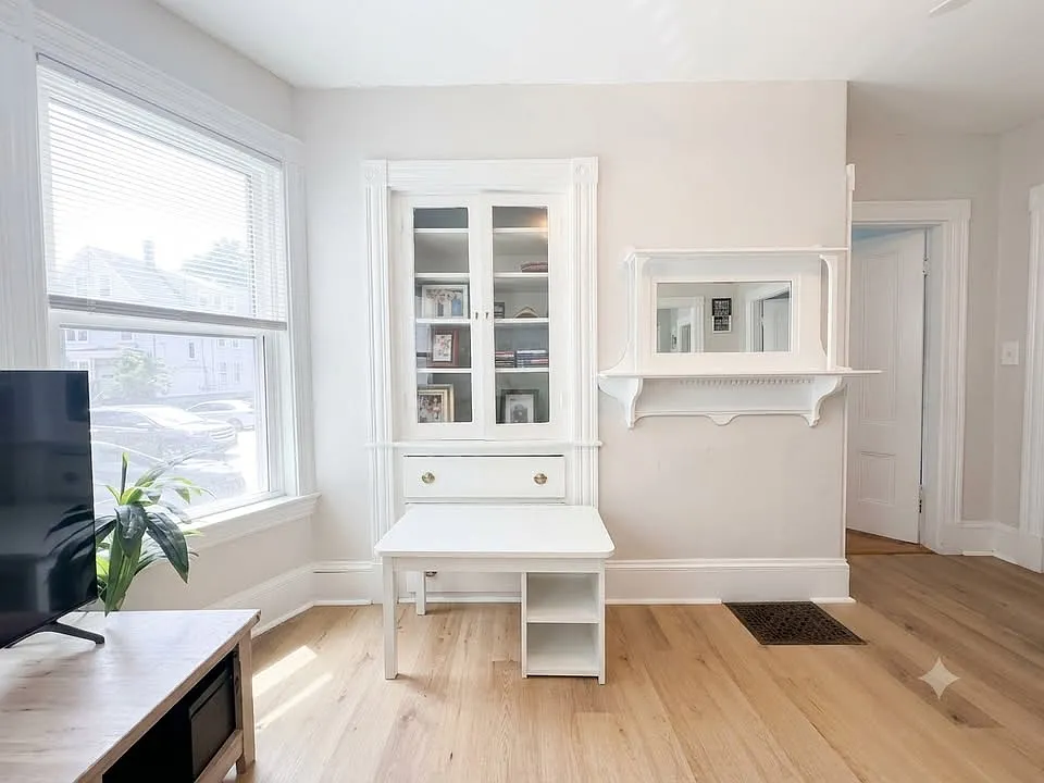 3 bed, 2638 sqft, $2,000 — Photo 3