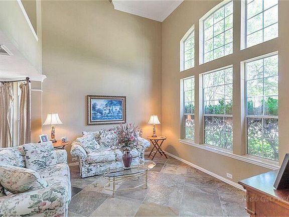 4th image of 14111 Bloomingdale Manor Dr