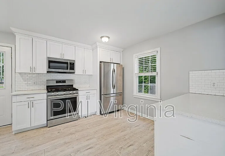 9 Laurel Dr — Photo 7
