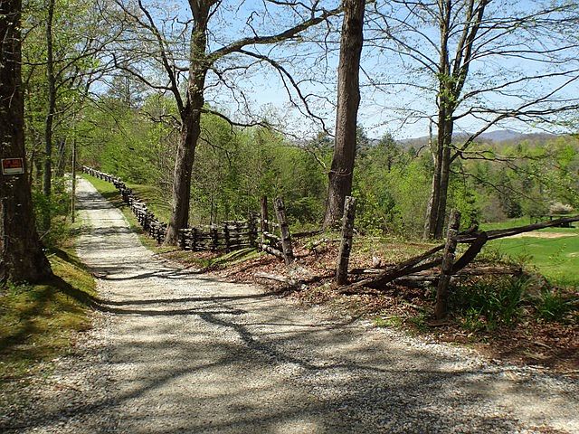 1st image of 3 Deweese Rd