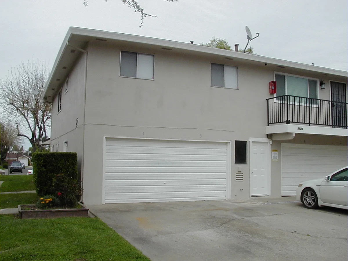 Building Photo - 4428 Greenholme Dr #3