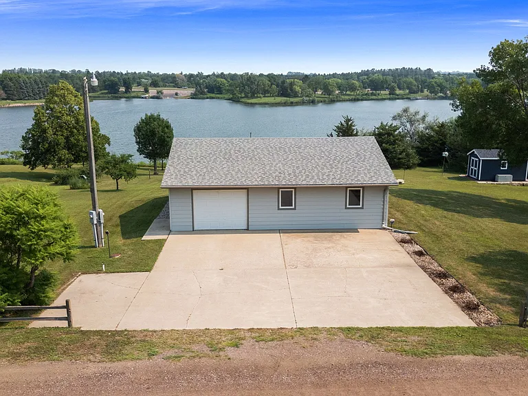 45126 Quail Dr — Photo 24