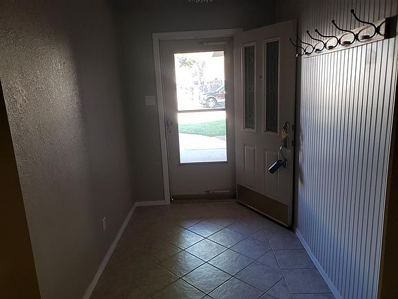 4th image of 3116 Barcelona Dr