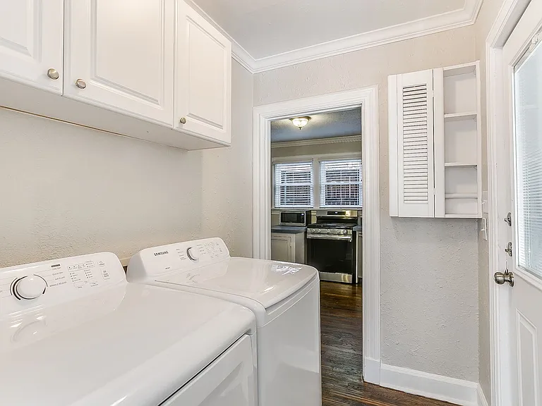3257 Greene Ave #FULL — Photo 16