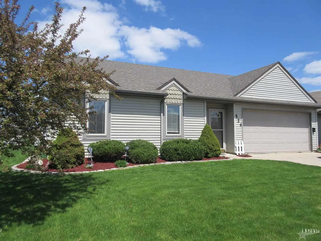 524 Plainfield Dr photo 1