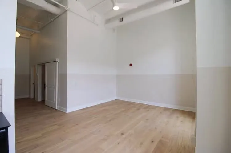 30 W Broad St #405 — Photo 5