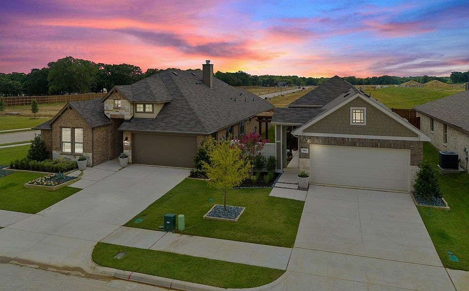 Aubrey Creek Estates SOLD OUT by Pacesetter Homes Texas in Aubrey TX