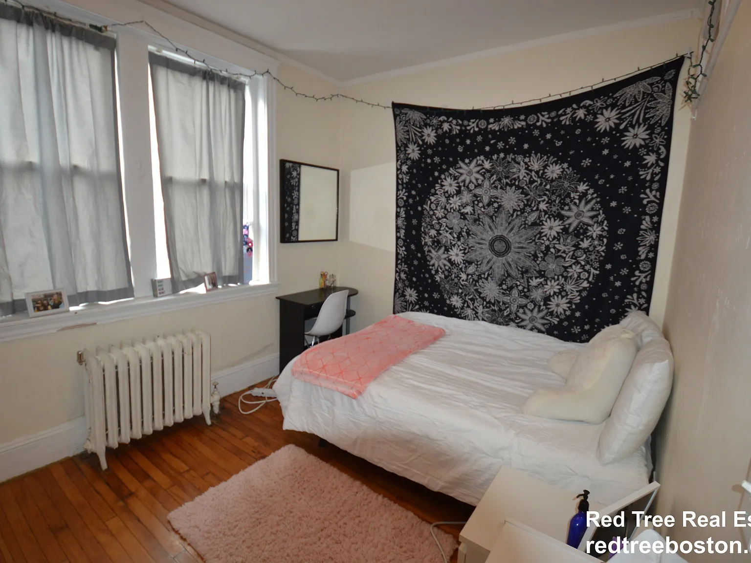 3 bed, 920 sqft, $4,875 — Photo 4