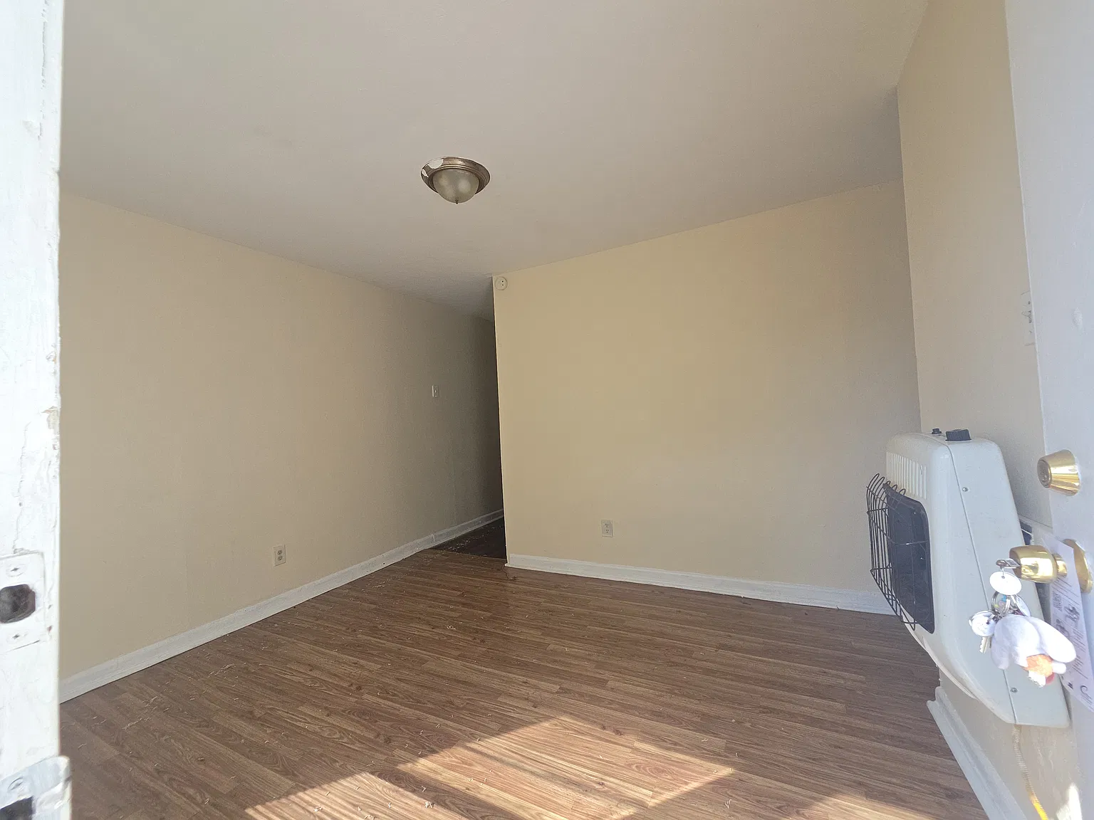 2 bed, 567 sqft, $600 — Photo 2