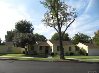 6833 Zelzah Ave, Reseda, CA 91335