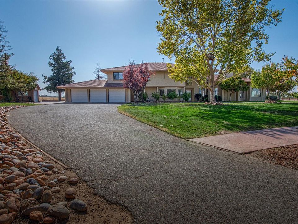 1st image of 14430 Killarney Dr