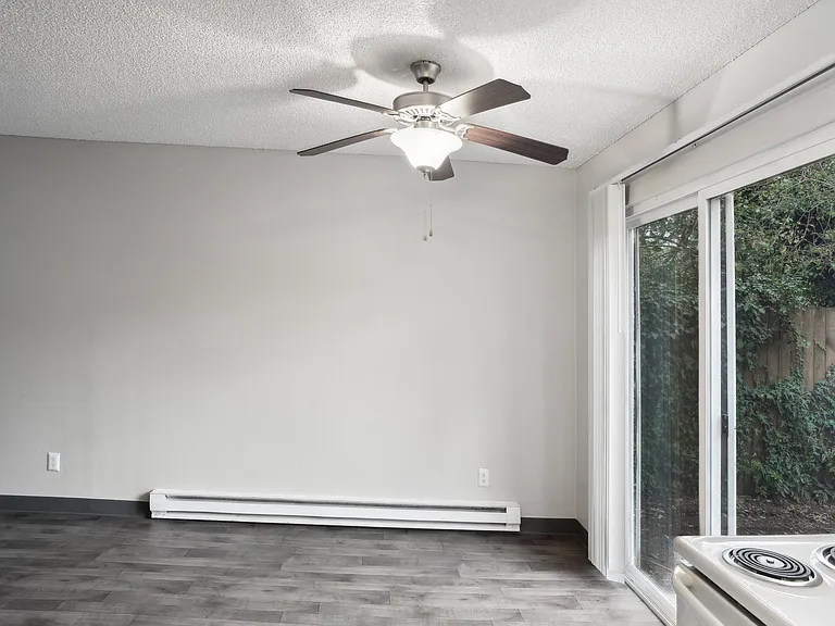 Arbor Place Apartments — Photo 13