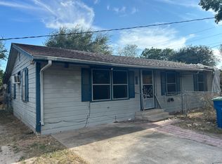 306 E Rachal St, Beeville, TX 78102