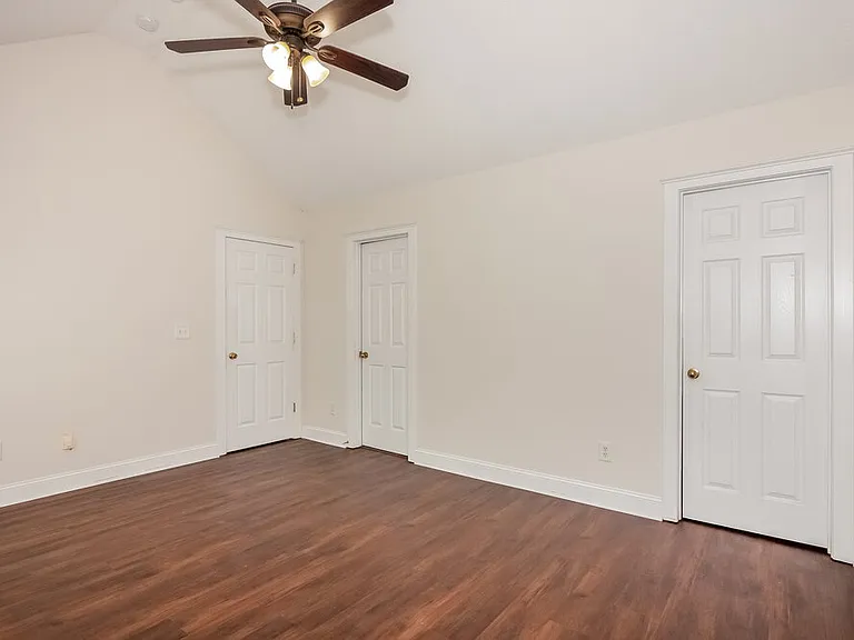 13438 Glencreek Ln — Photo 9