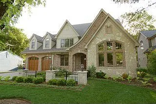 607 Wehrli Dr photo 1