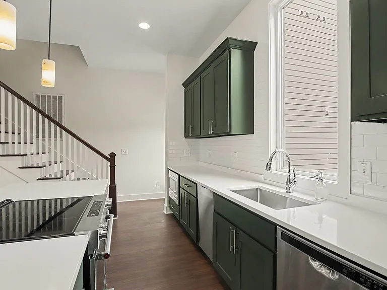 801 Main St — Photo 17