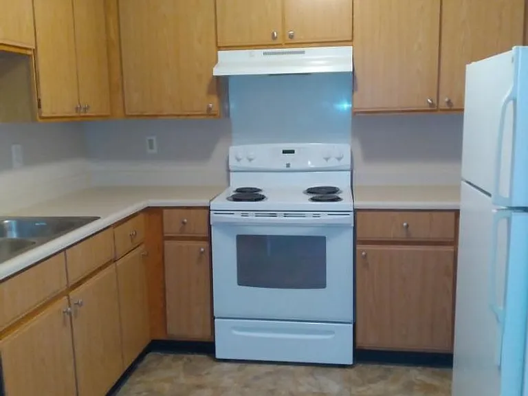 185 - COUNTRY VIEW APARTMENTS — Photo 29