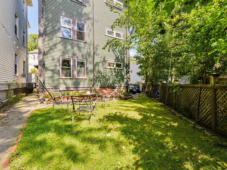 14 Armstrong St #2 — Photo 28