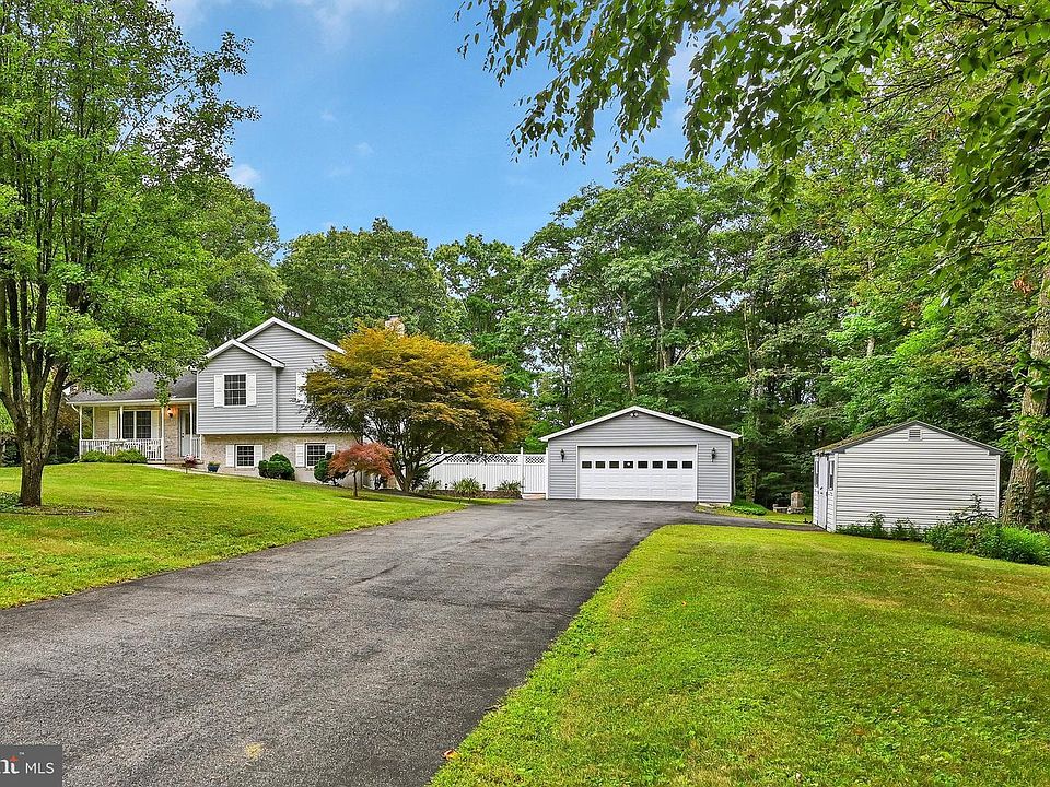 1st image of 696 Pine Hill Rd
