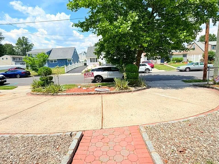 68 Daniel St — Photo 2