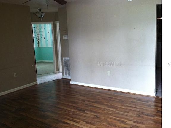 4th image of 2221 Weber St