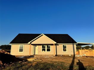 1004 Morgan Ct, Springtown, TX 76082