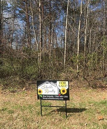 2nd image of 4097 Bob Jones Dr NE