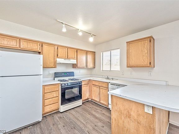3rd image of 5845 Thurgood Ave