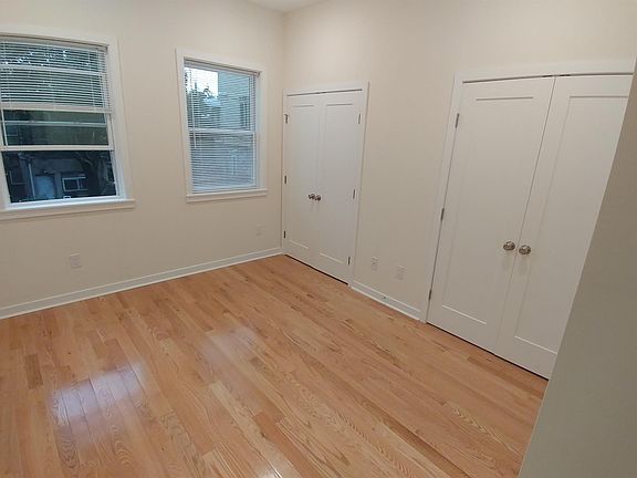 4th image of 1924 W Girard Ave #1R