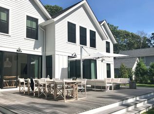 16 Royal St, East Hampton, NY 11937