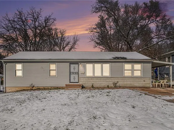 8306 E 99th St, Kansas City, MO 64134