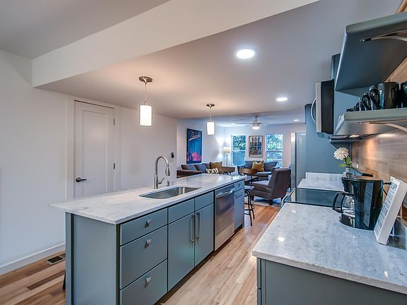 4th image of 126A Fern Ave