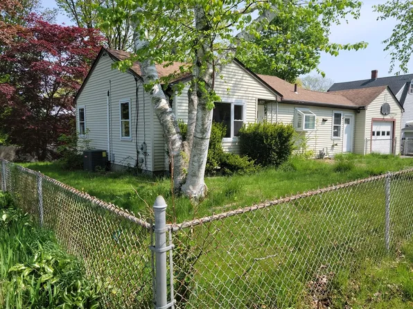 26 N Gtwy, Winchester, MA 01890