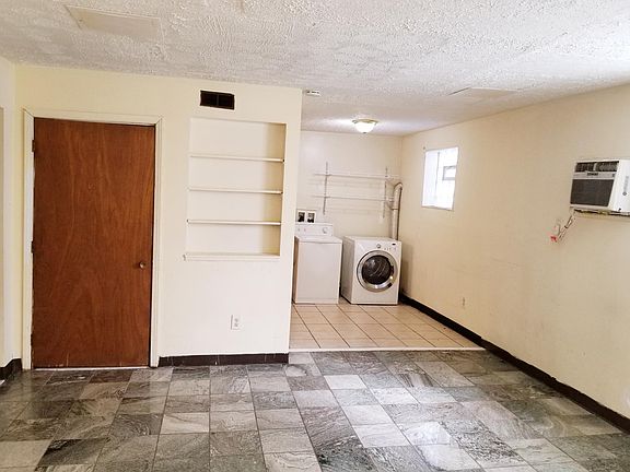 3rd image of 355 E 12th Ave APT C