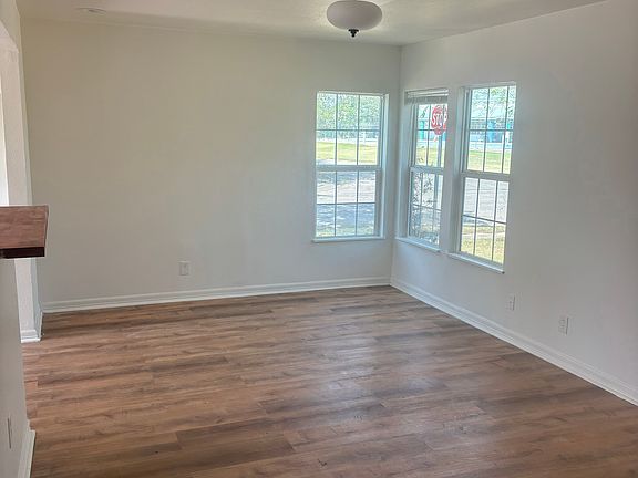 4th image of 6301 Bernice Dr