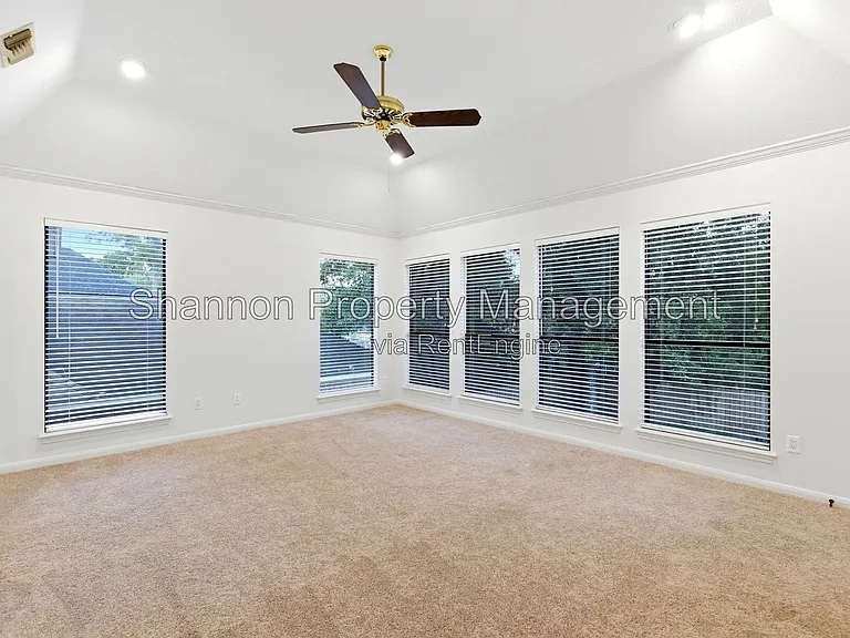 5626 Spring Lodge Dr — Photo 26