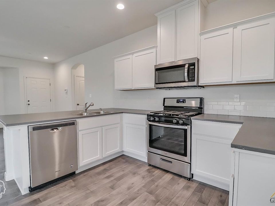 2nd image of 3706 Balvicar Dr