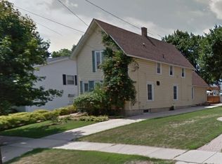 514 S 1st St, Dundee, IL