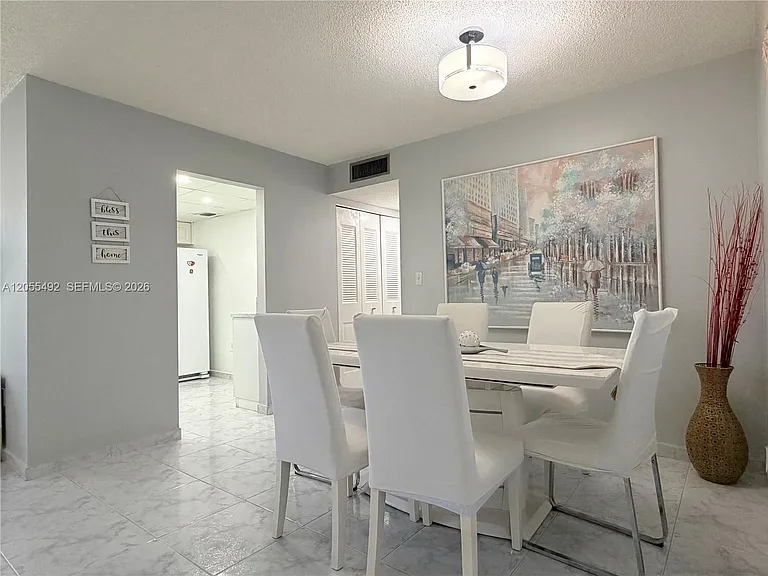 9410 W Flagler St #102 — Photo 16