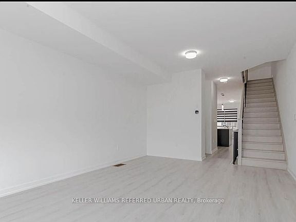 3rd image of 1579 Midland Ave