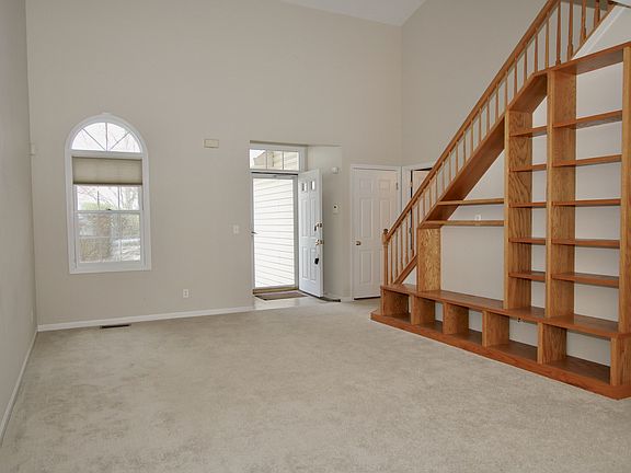 3rd image of 748 Duvall Dr