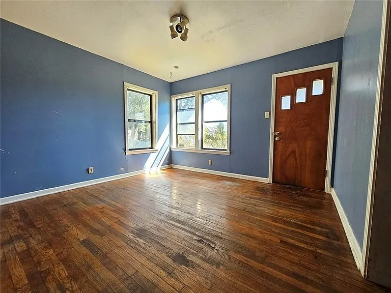 614 W Alice Ave — Photo 12