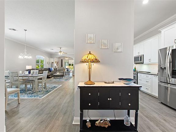 3rd image of 1039 Motorcoach Dr